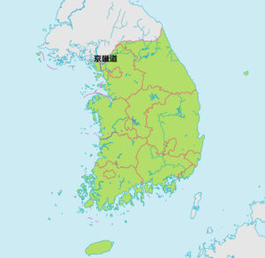トッケビロケ地海岸スキー場そば畑教会11